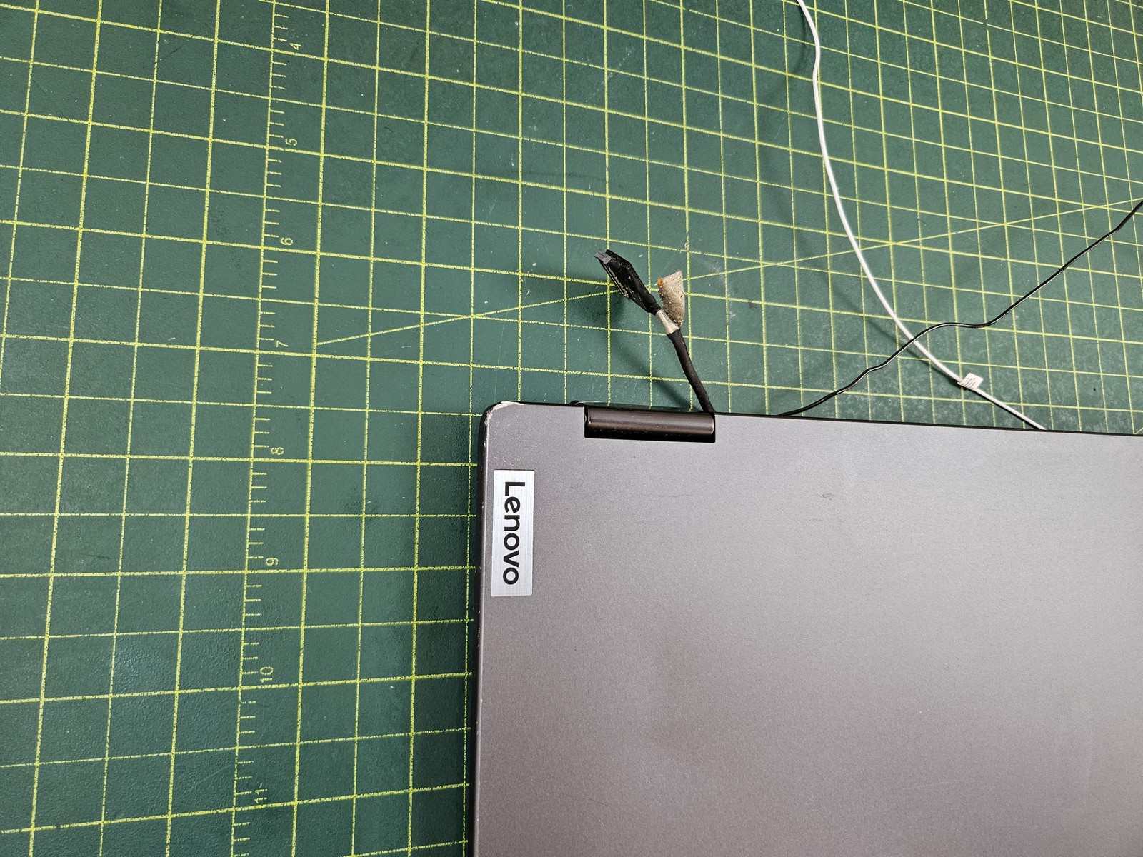 Lenovo Yoga 7 2-in-1 14IML9 14″ FHD Touch LCD Screen Complete Assembly #e262