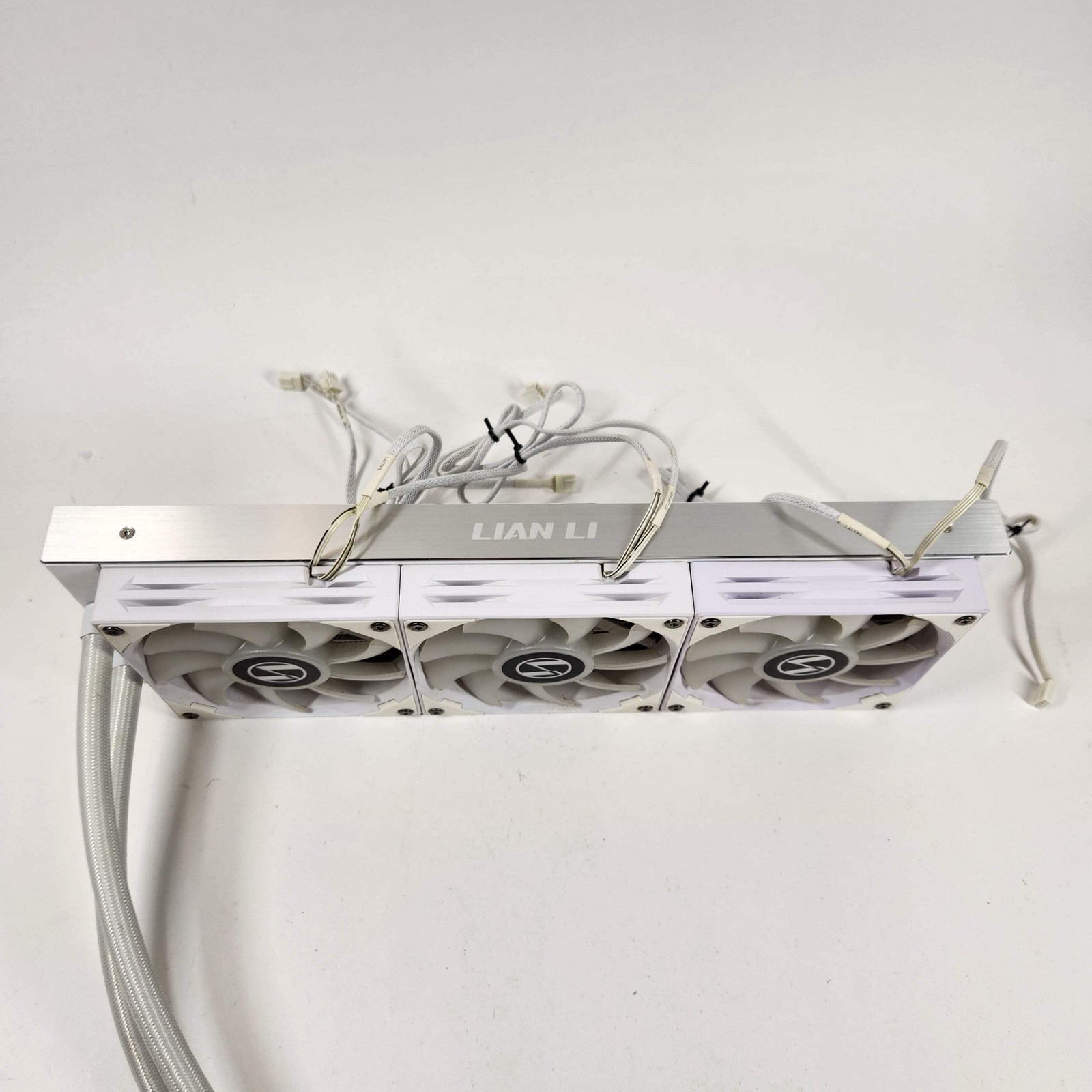 Lian Li Galahad AIO 360 White CPU COOLER For PC