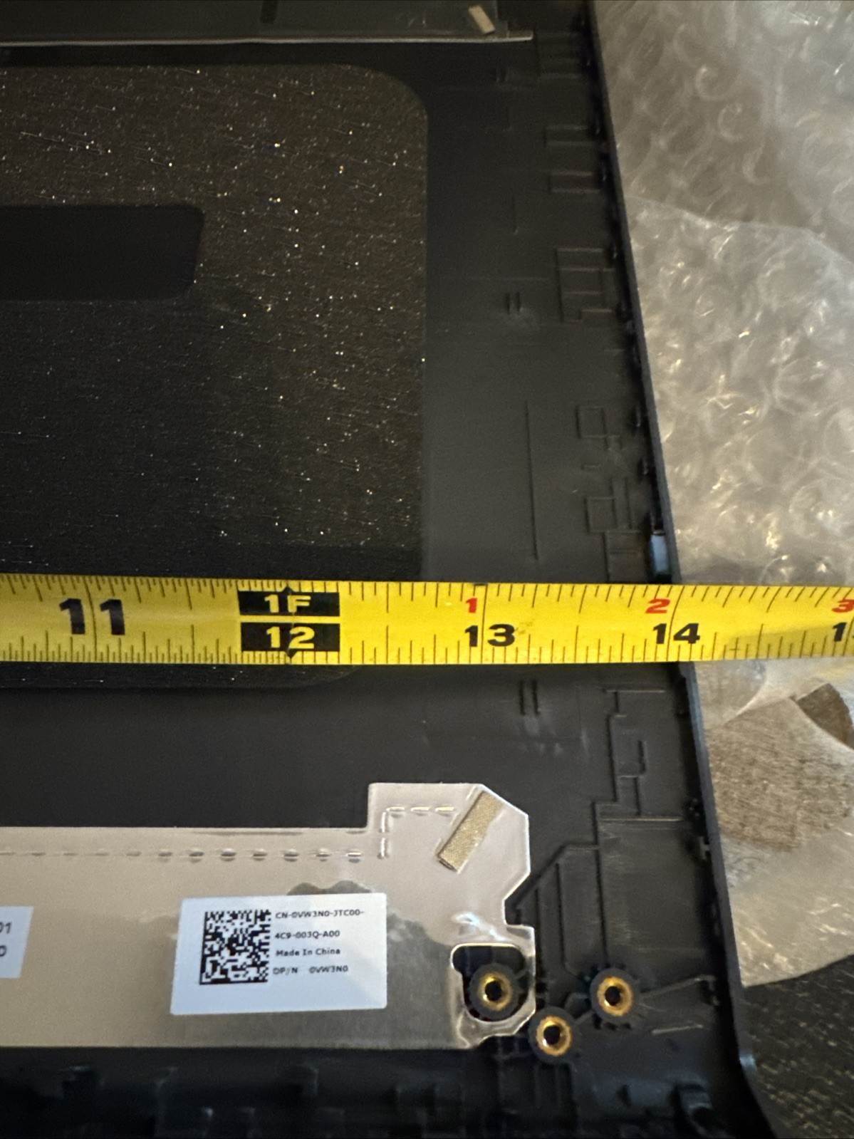 Dell Back Cover And Hinges. Unknown Model. See Pictures. New Open Box.
