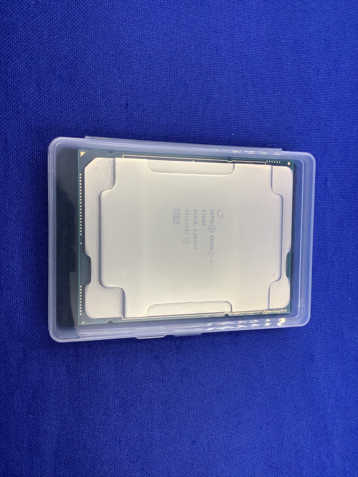 SR3GK Intel Xeon Silver 4114 13.75M Cache, 2.20 GHz Processor CD8067303561800