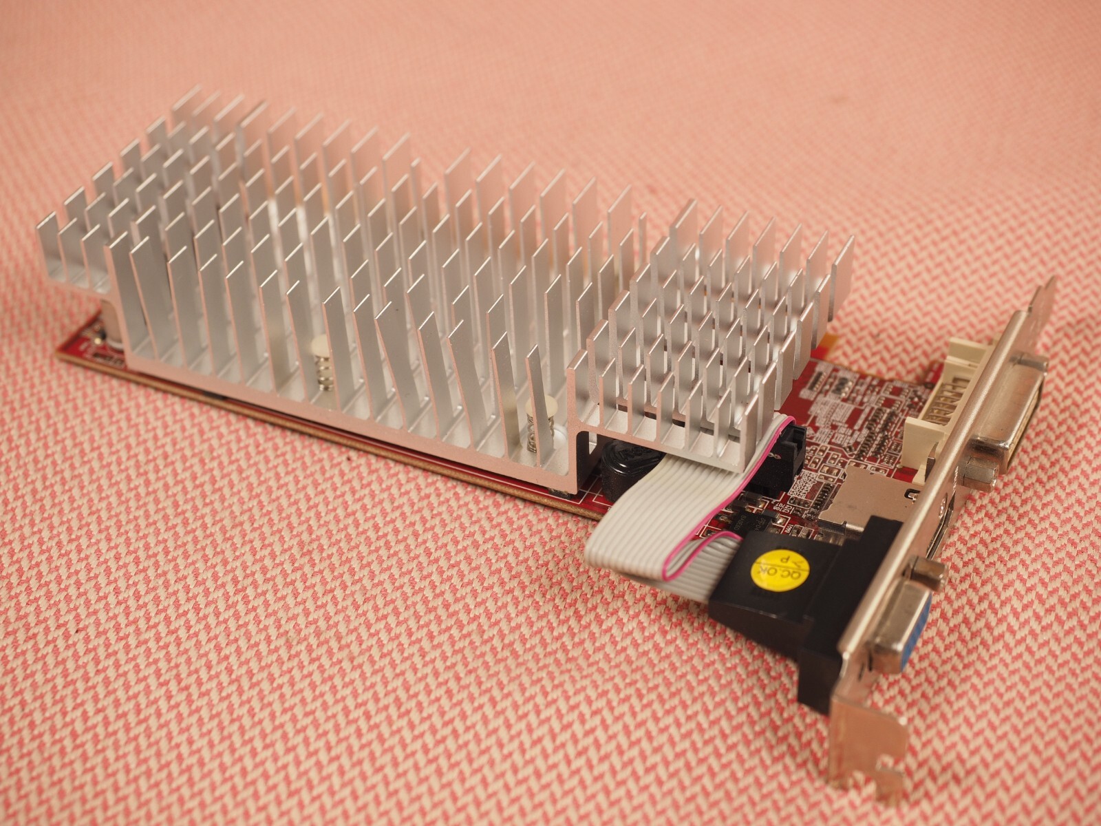 PowerColor RADEON HD4350 (AX4350 256MD2-H HD4350 256M DDR2 HDMI)