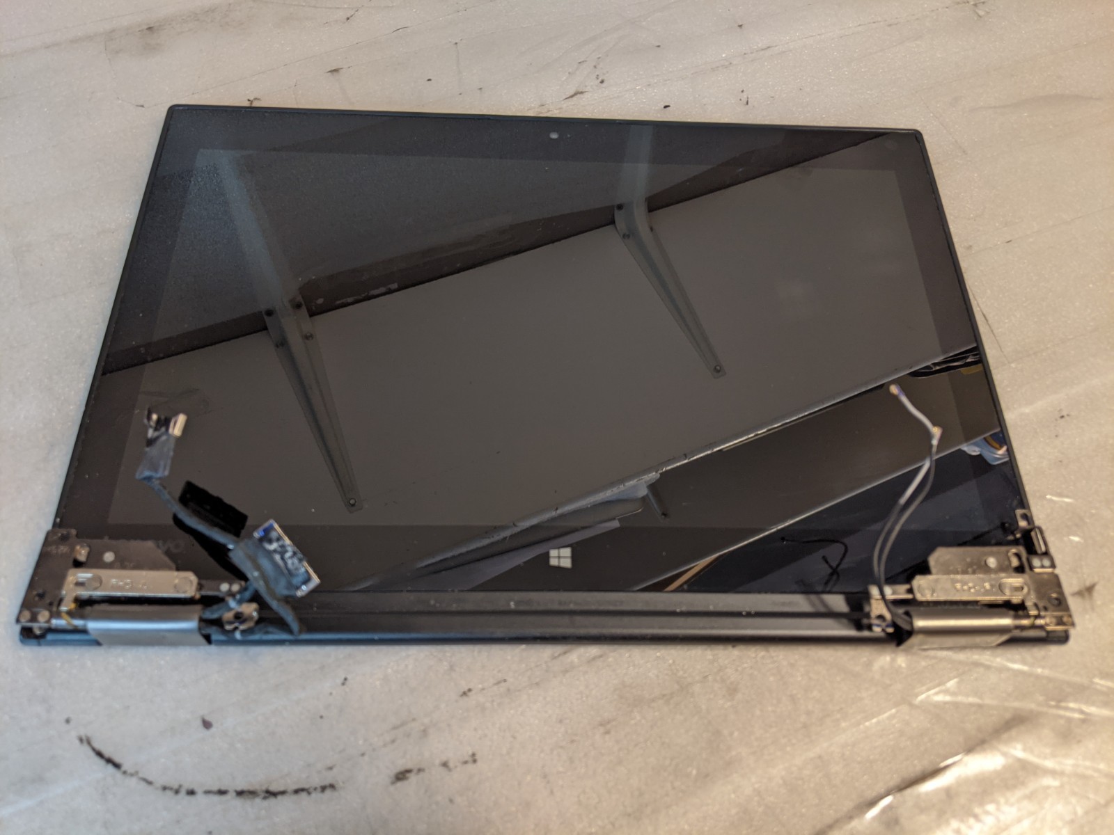 Lenovo ThinkPad Yoga 260 12.5″ Touch Screen Assembly – Tested
