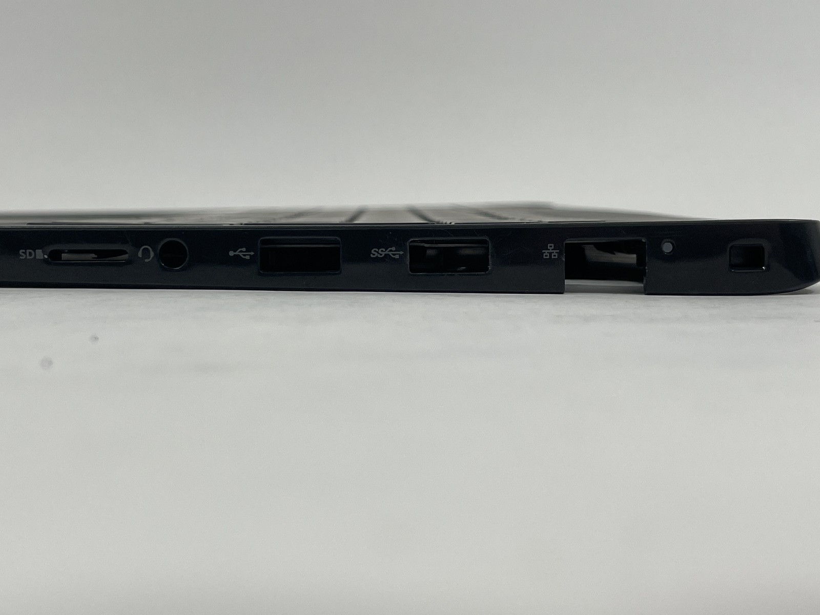 Dell Latitude 3520 Keyboard Palm Rest DJP76