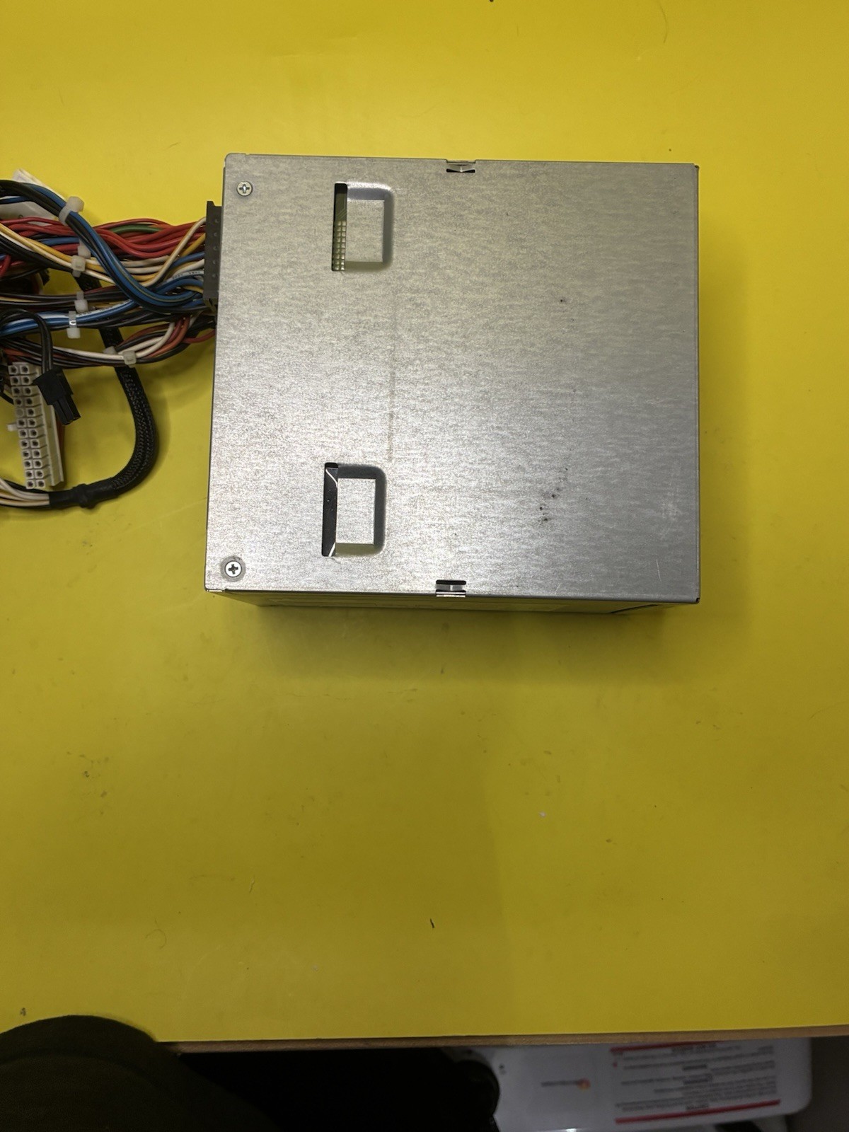 Alienware aroura r3 Dell 875W 80 PLUS Power Supply H875EF-00 J556T 24+4 Pin