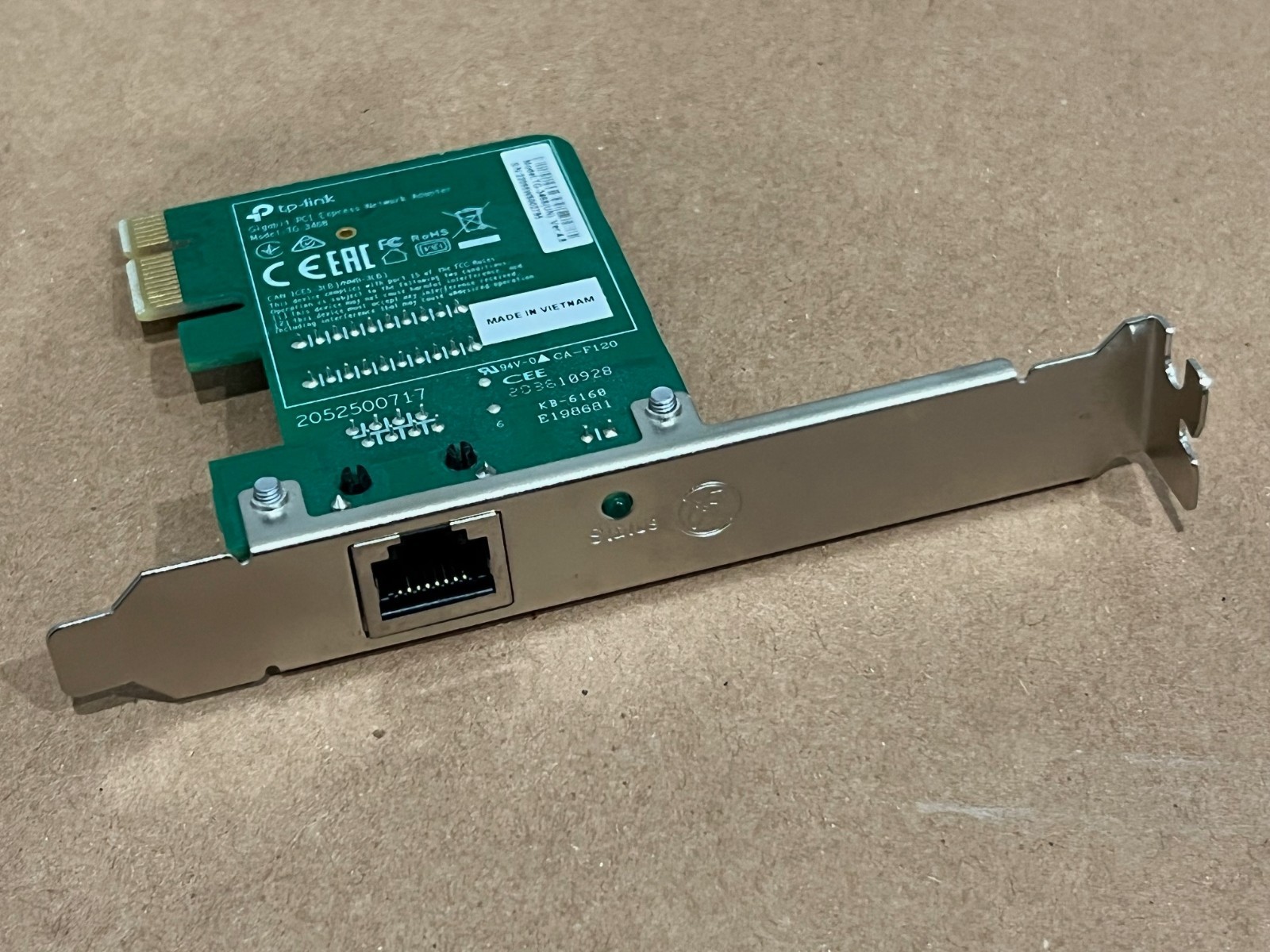 TP-Link TG-3468 10/100/1000Mbps Gigabit PCi Express Network Adapter Ethernet