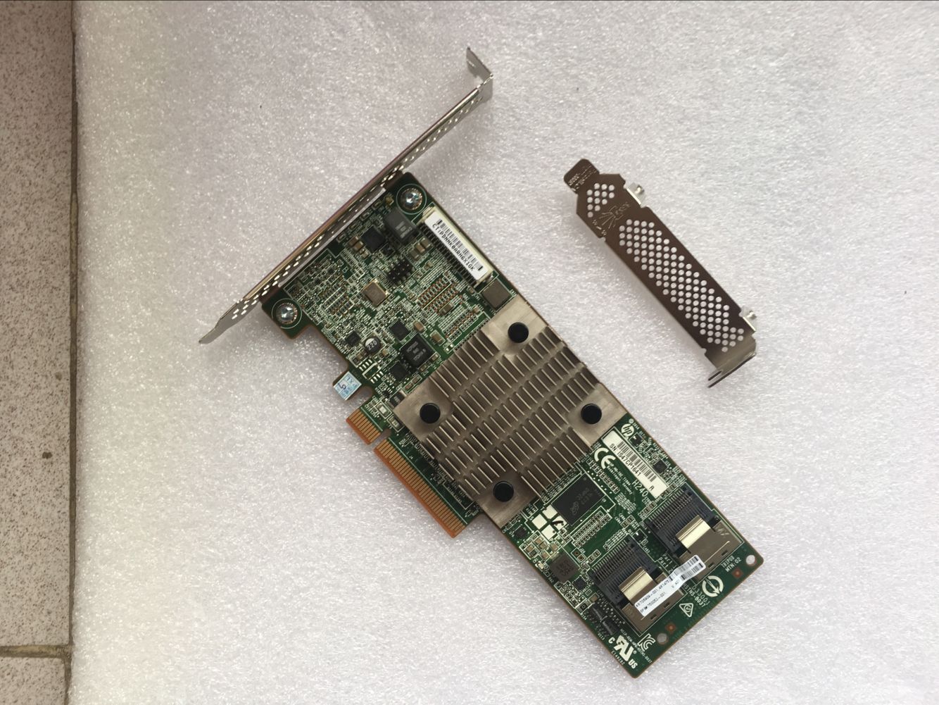 726907-B21 HP H240 12GB 2-PORT PCI-E 3.0 X8 SMART HBA 779134-001 726909-001