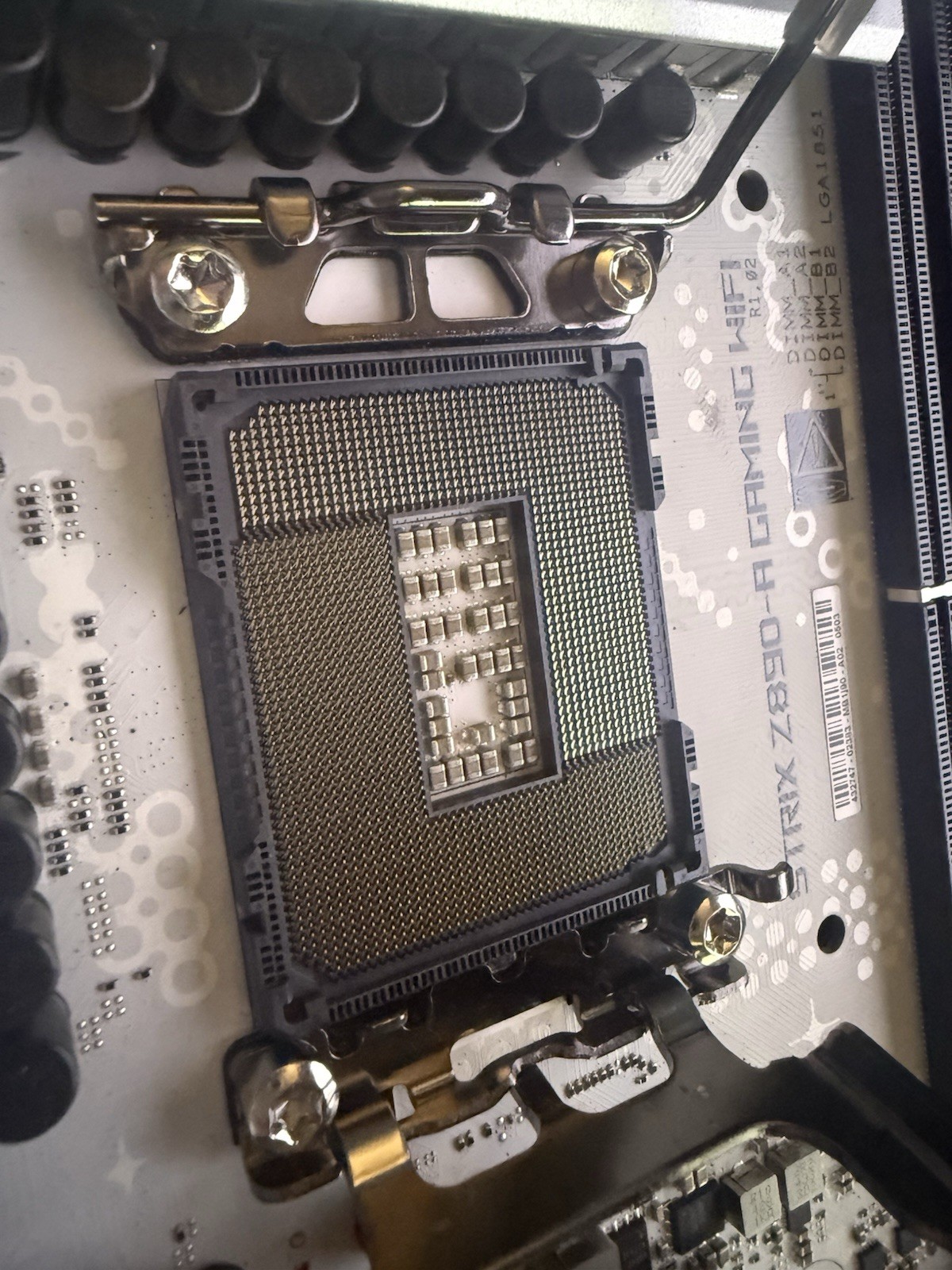 ROG Strix Z890-A Gaming WiFi
