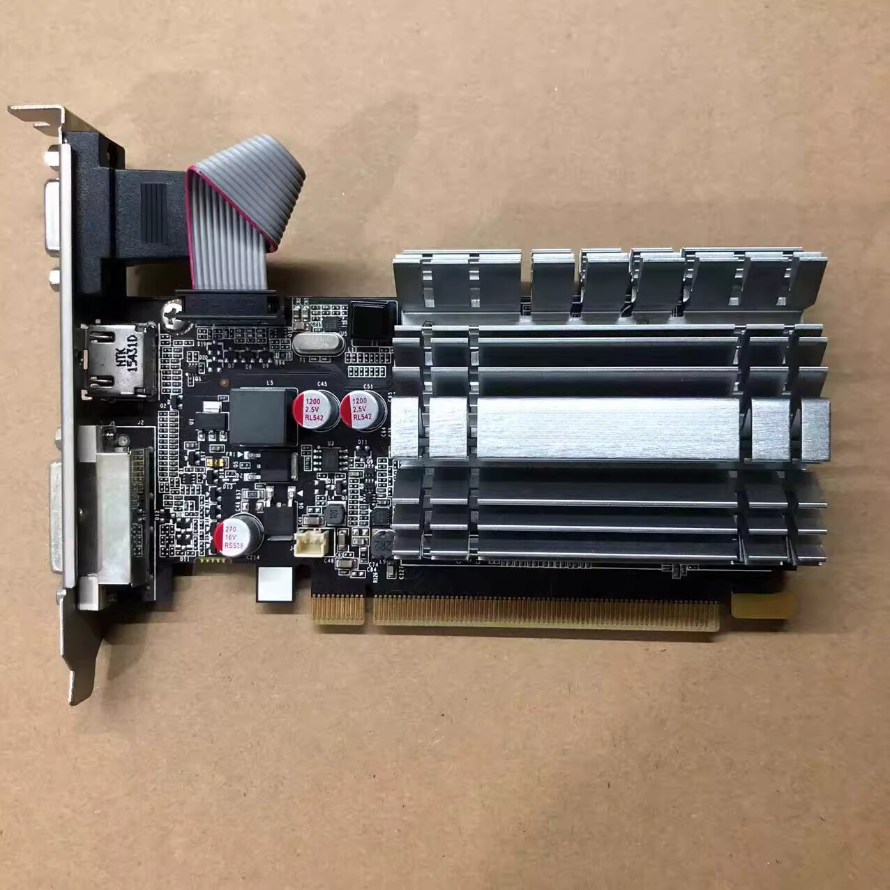 GT720 2G graphics card DVI HDMI VGA three interfaces ultra quiet graphics card