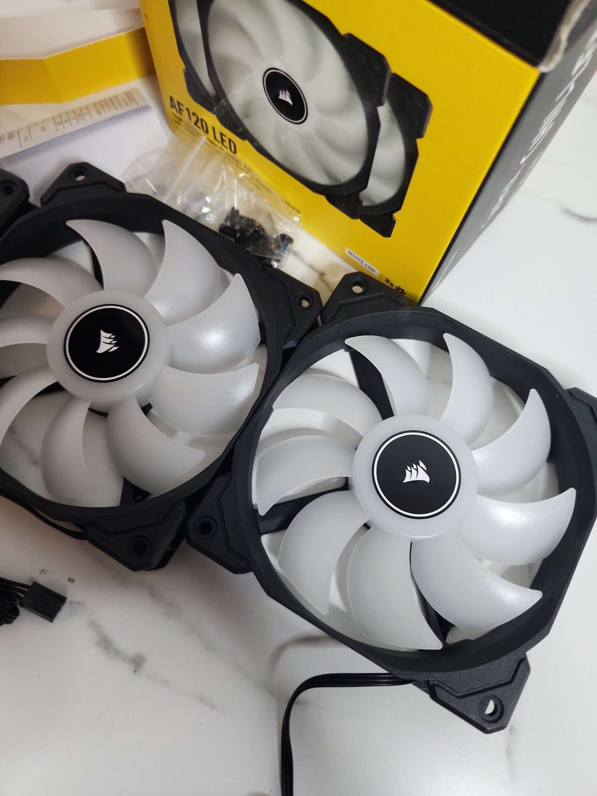 Corsair AF120 LED White 120mm Case Fans 1400RPM – NEW (SEALED) – PACK OF 3
