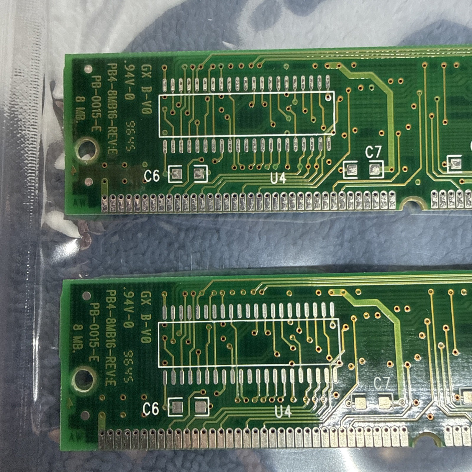 2x 4MB 72-Pin EDO SIMM RAM Packard Bell PB4-8MB16-REV:E (8MB Total)