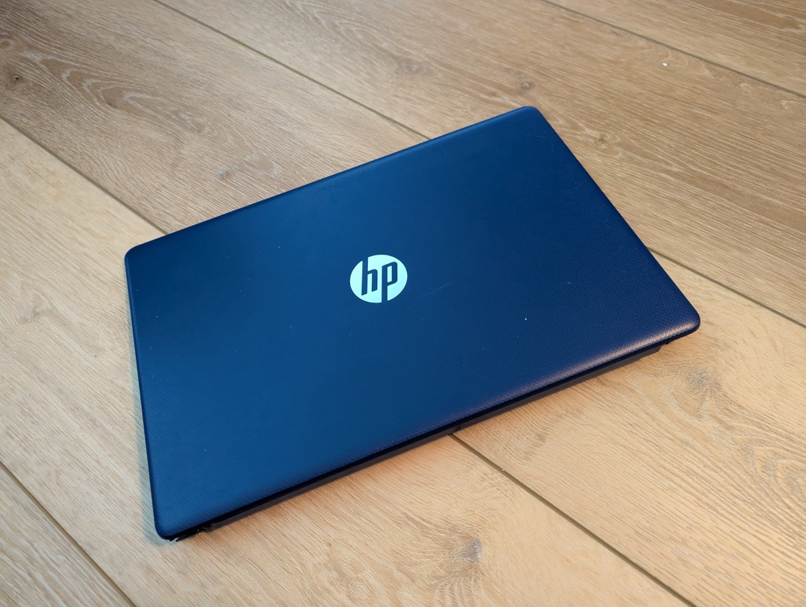HP 17-ca1003ds Screen LCD Assembly 17″ HD+ 1600×900 Glossy Blue