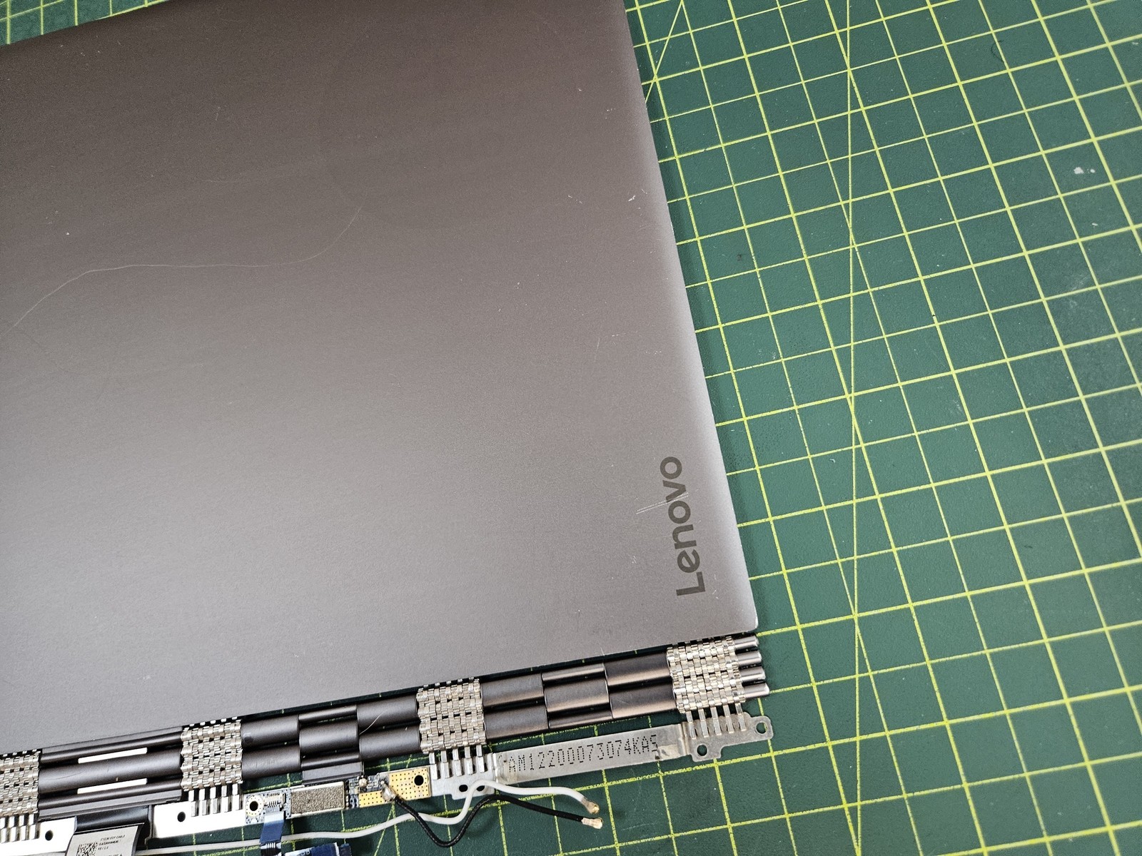 Lenovo Yoga 910-13IKB 13.3 1920×1080 FHD Touch LCD Screen Complete Assembly e184