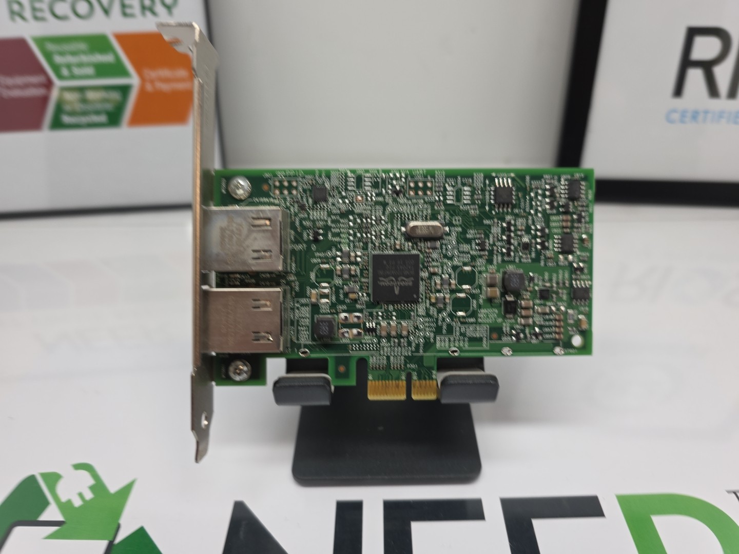 Dual-Port PCIe Gigabit Ethernet Server Adapter with NetXtreme BCM5720-2P Chipset