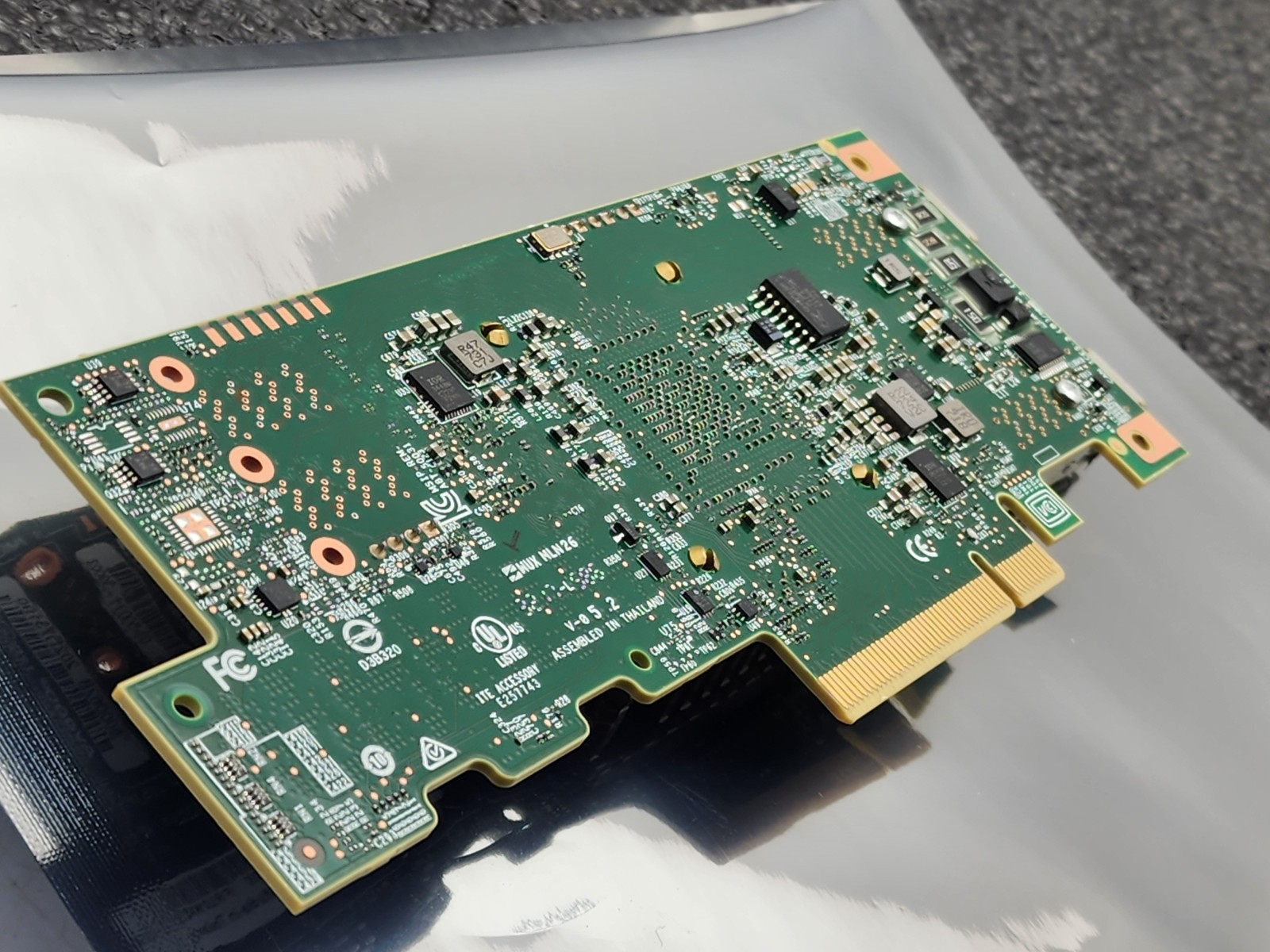 Broadcom MegaRAID SAS9480-8e PRAID EP540e SAS RAID Card 930-8e