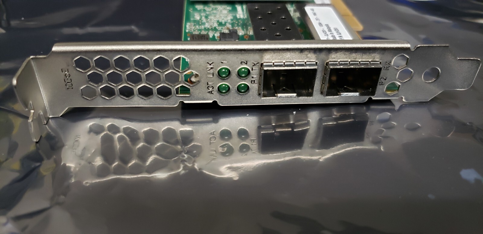 Dell QLogic QLE8262-CU-DEL, 10GbE SFP+, 2-Port PCIe, 2.0 x8 SFF CNA Adapter Card