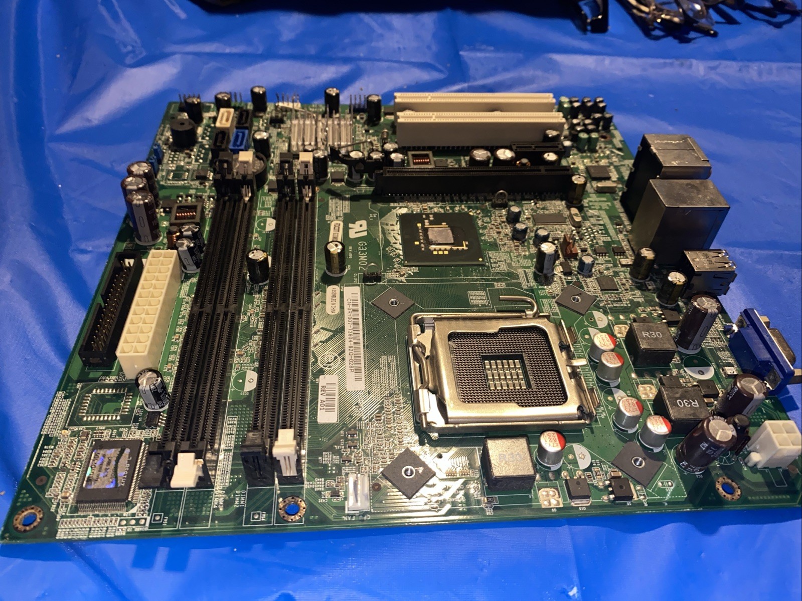 Dell Vostro 200 Desktop Computer Motherboard G33M02 CN-0CU409