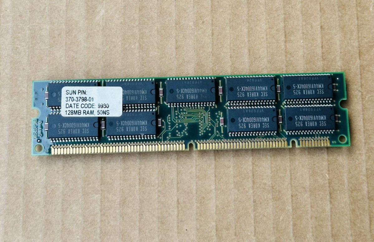 128MB Memory Samsung EDO ECC Dimm SUN 370-3798 128MB RAM 50NS SEC KMM372F1680BK