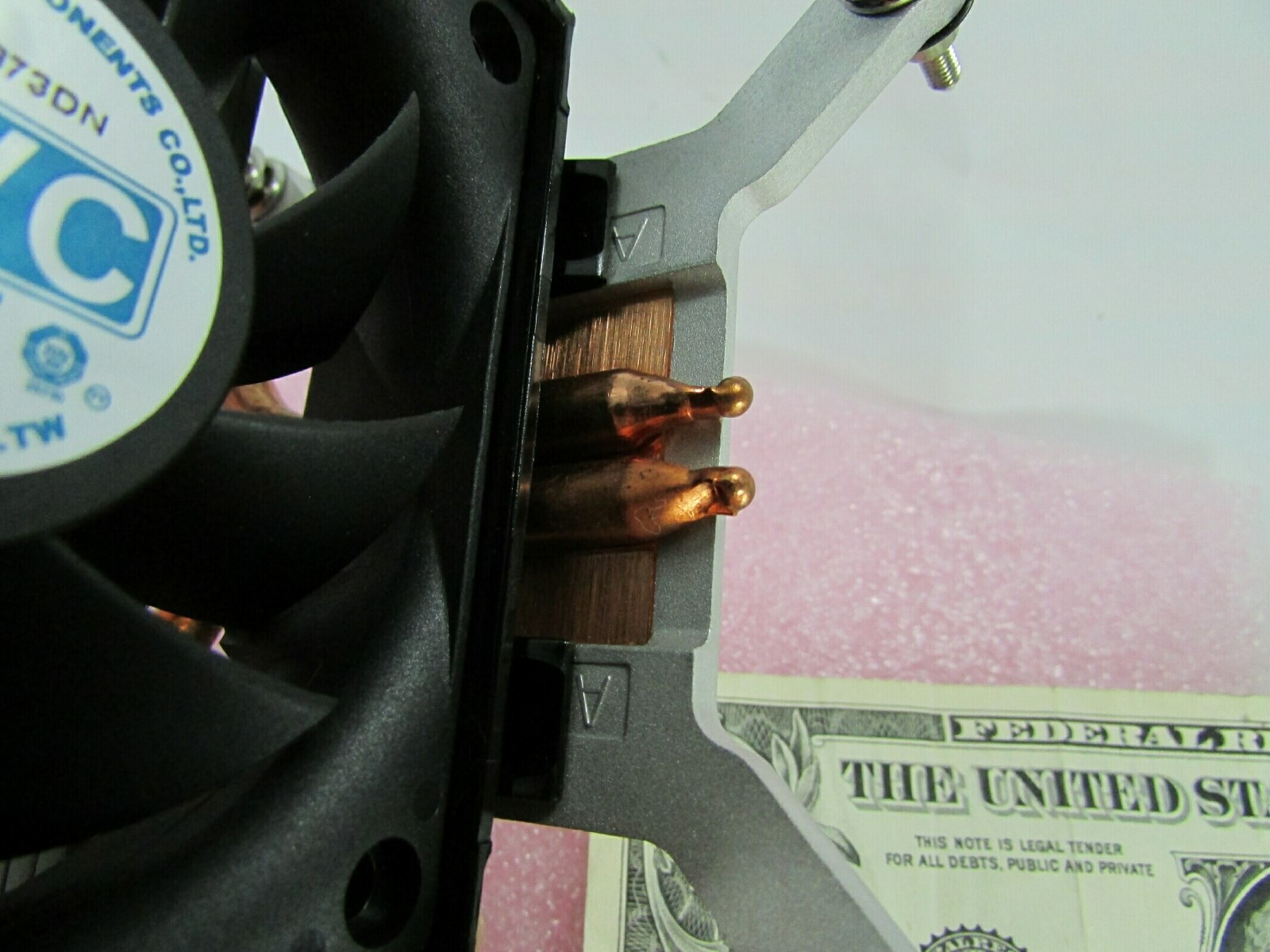Unknown Yukon 12V DC AVC CPU Cooling Fans w/Heatsink Heat Pipe & Mount, Liquid?