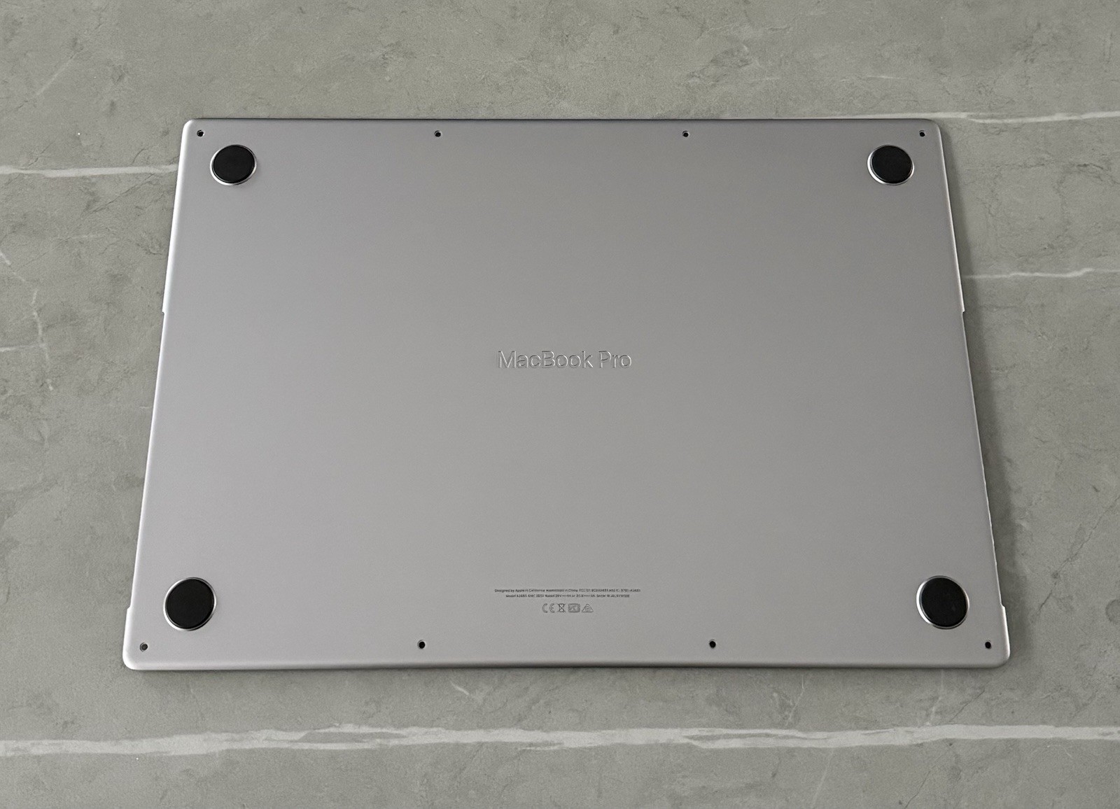 613-20853-01 Apple MacBook Pro A2485 16″ 2021 Genuine Bottom Case Space Gray