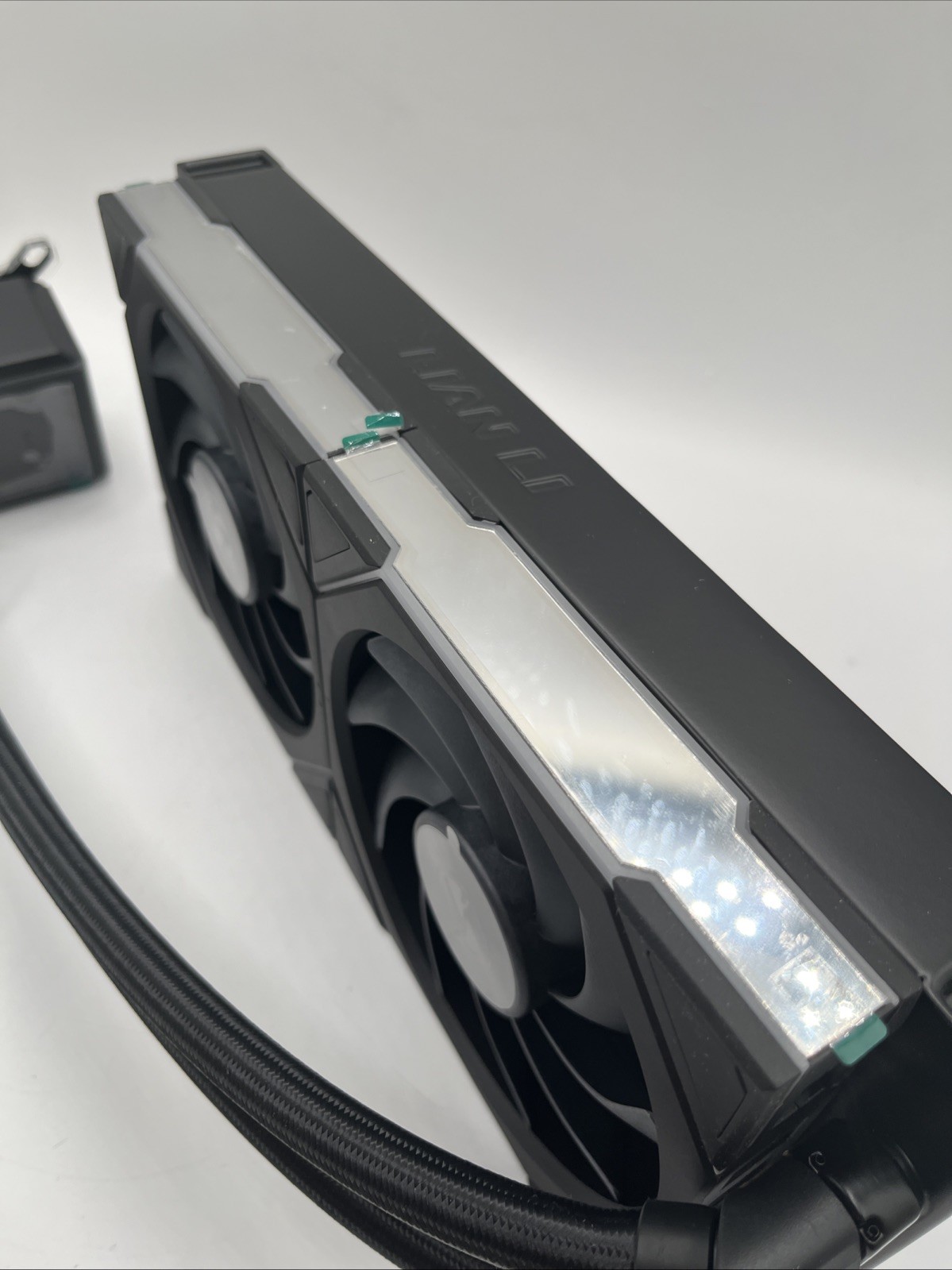 Lian Li GA II LCD 280mm TL Wireless Water Cooling Kit – Black