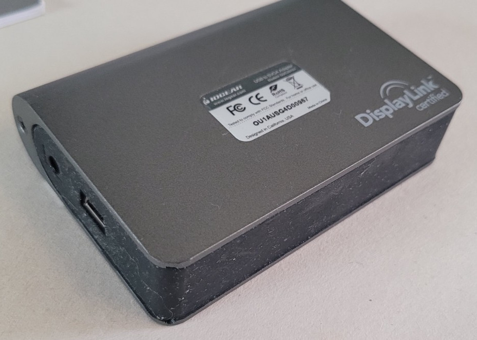 IOGEAR USB 2.0 External VGA Video Card GUC2015V