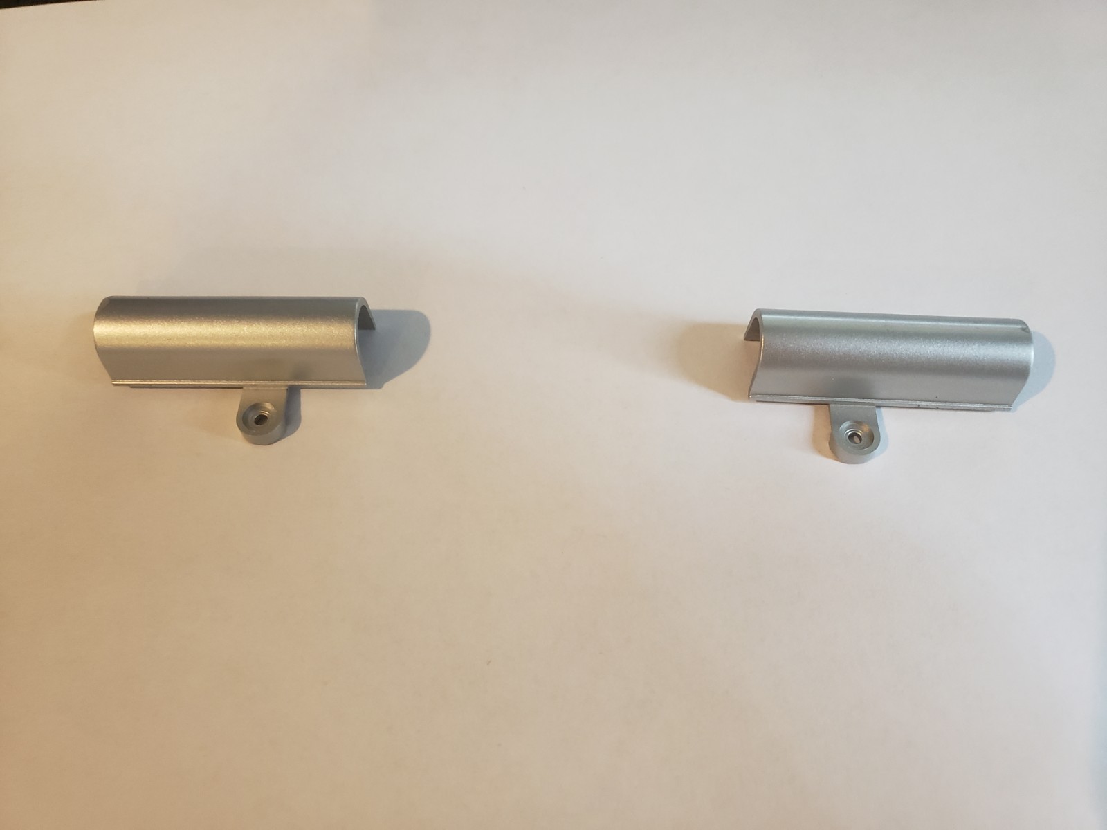 Sager Clevo Alienware D900t D900k Silver hinge Covers L+R