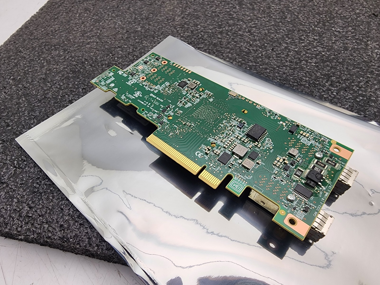 Broadcom MegaRAID SAS9480-8e PRAID EP540e SAS RAID Card 930-8e