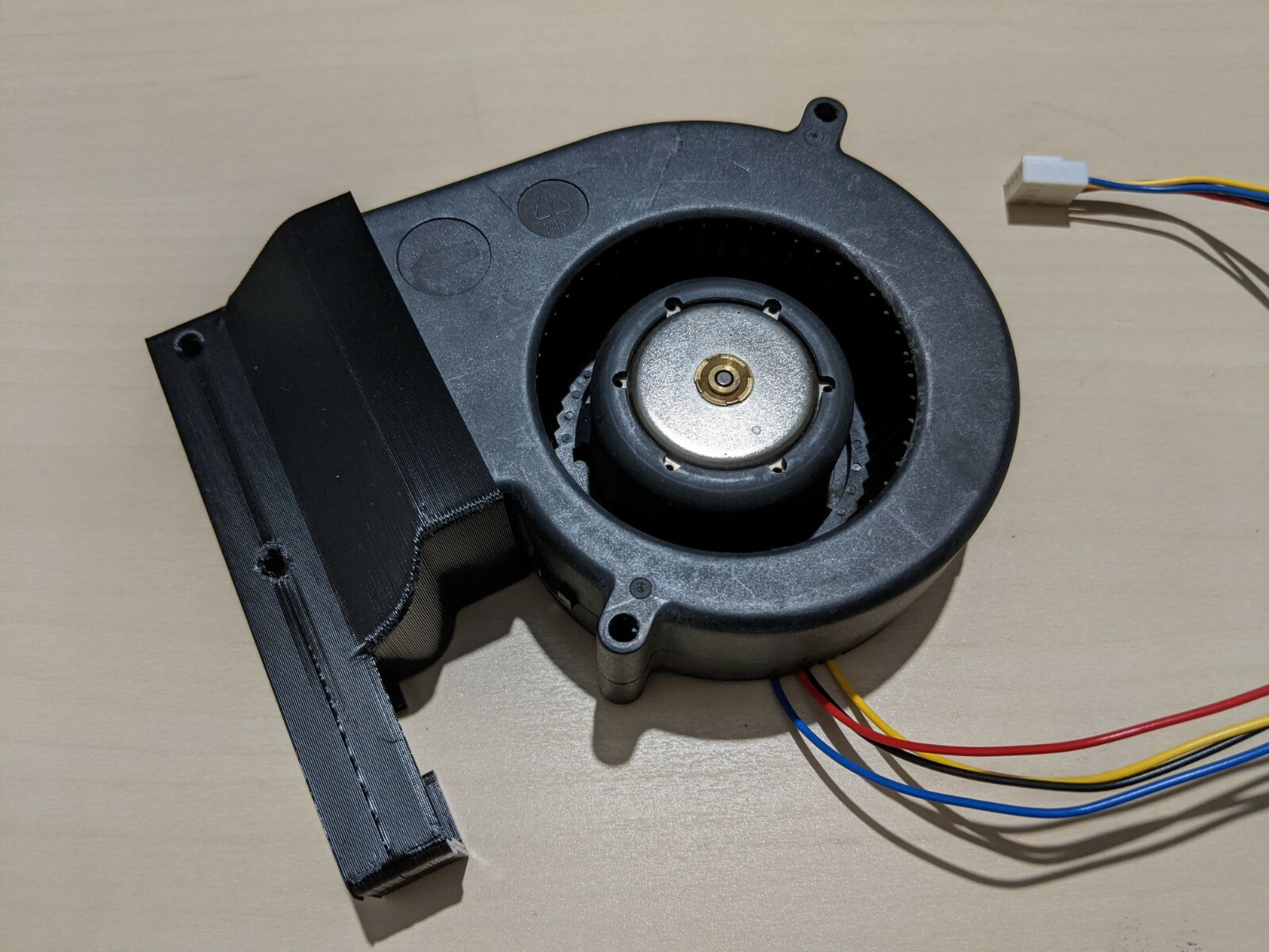 3d printed NVIDIA Tesla V100 FHHL cooling fan shroud duct