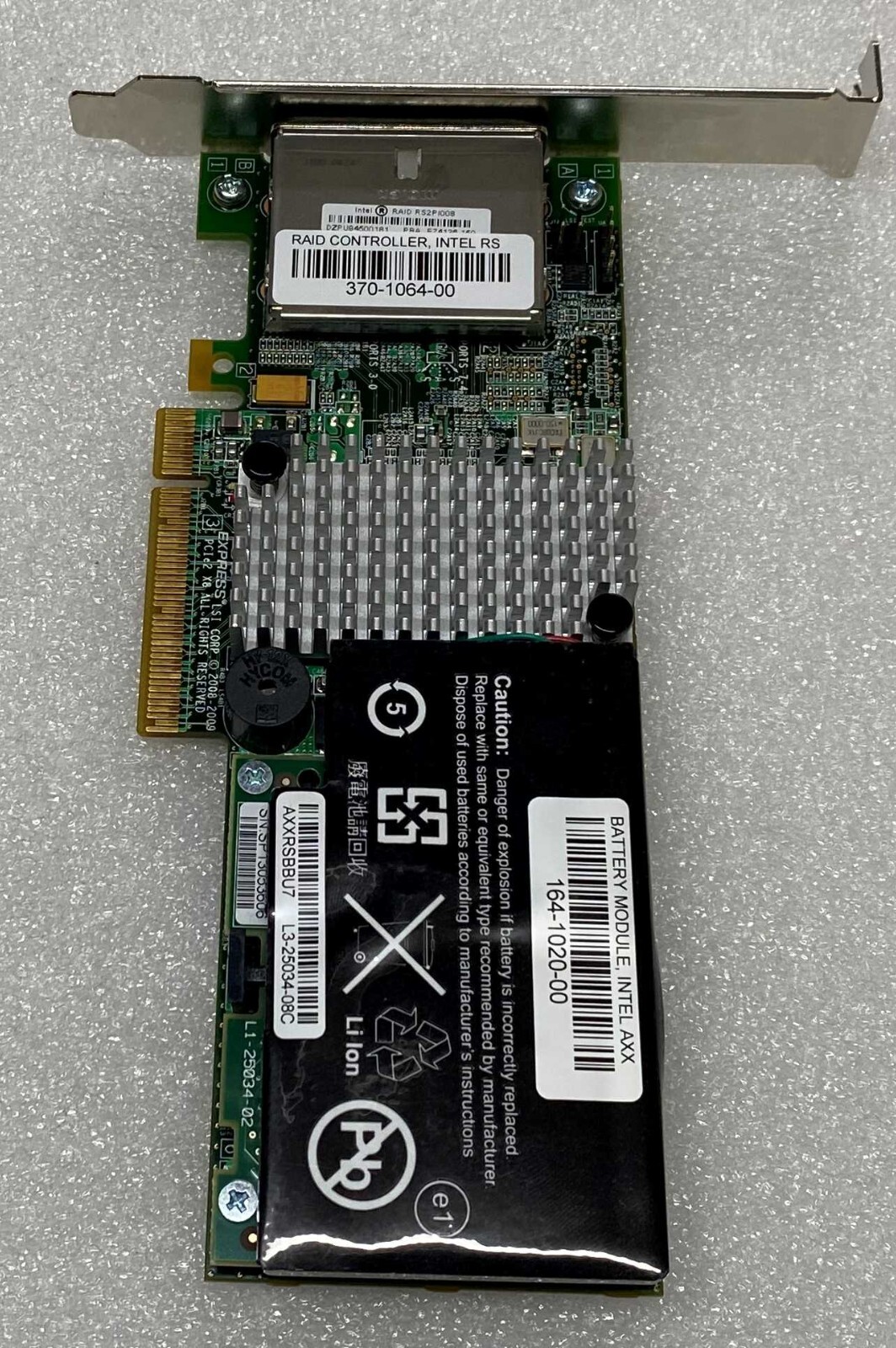 Intel RS2PI008 L3-25152-50B SAS Low and High Bracket Raid Card w/Battery
