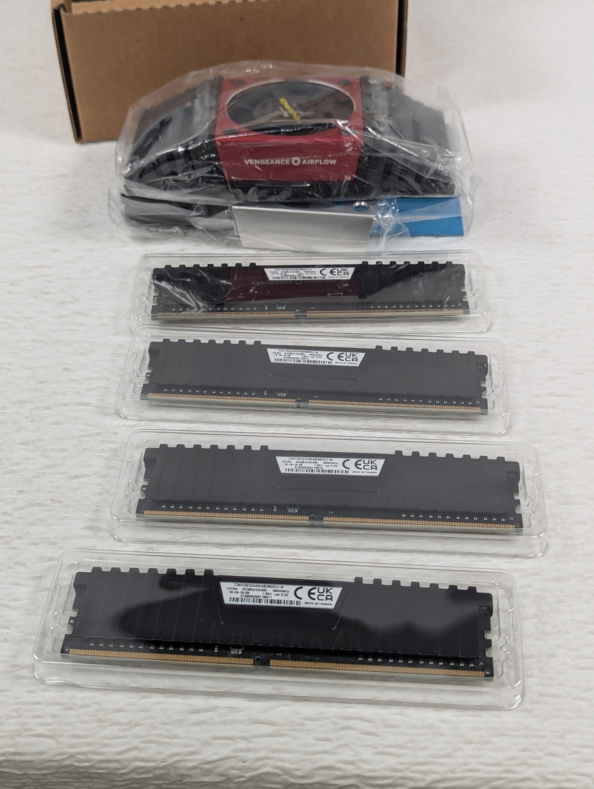 CORSAIR Vengeance LPX 32GB (4 x 8GB) DDR4 3600 Airflow Kit CMK32GX4M4B3600C16R