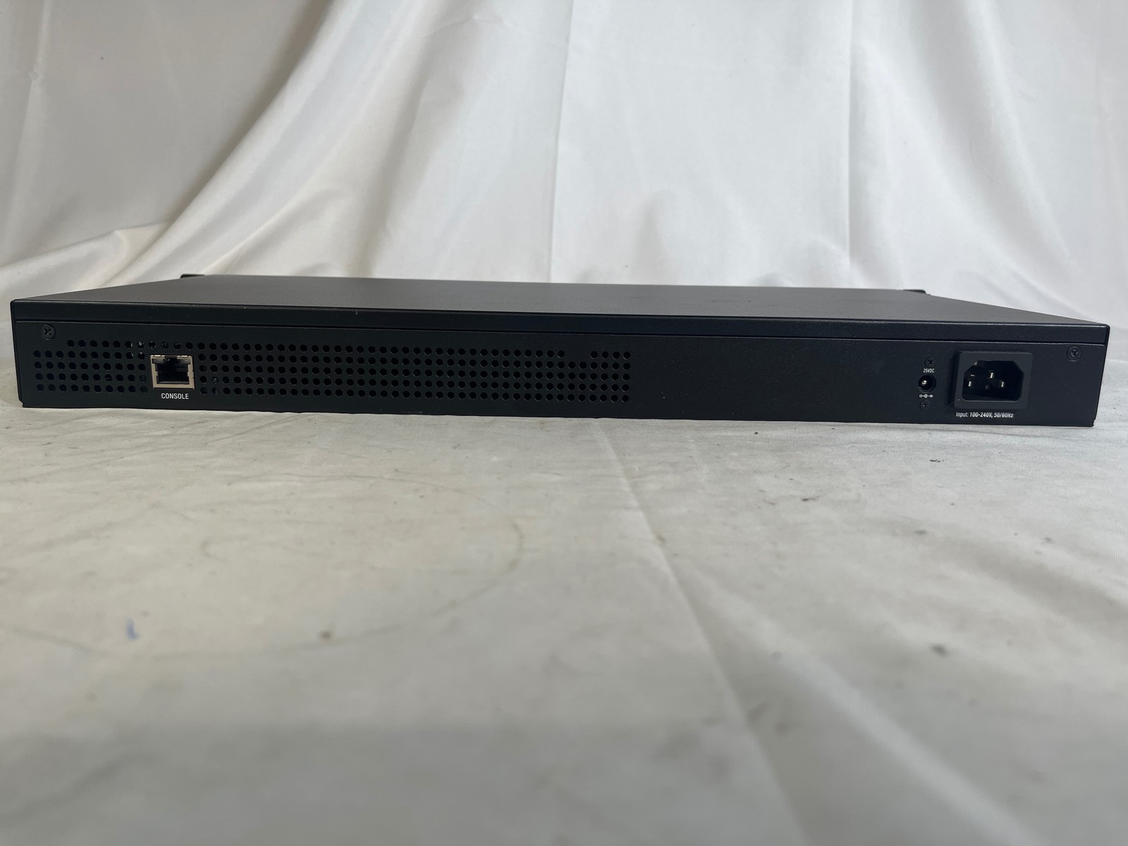 Ubiquiti EdgeSwitch ES-24-Lite 24-Port Gigabit Switch + 2 SFP