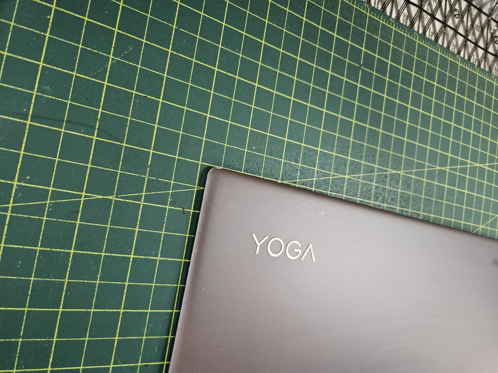Lenovo Yoga 910-13IKB 13.3 1920×1080 FHD Touch LCD Screen Complete Assembly e184
