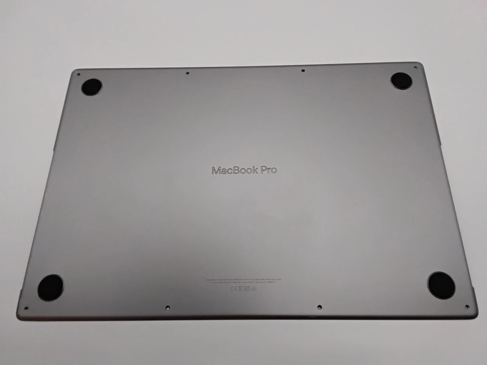 Apple Macbook Pro 16” M1 A2485 Back Cover/Case Space Grey A GRADE