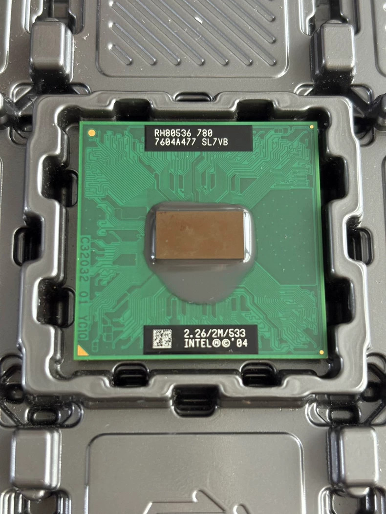 Intel Pentium M 780 2.26 GHz 2M Cache Socket 479 SL7VB Notebook CPU processor