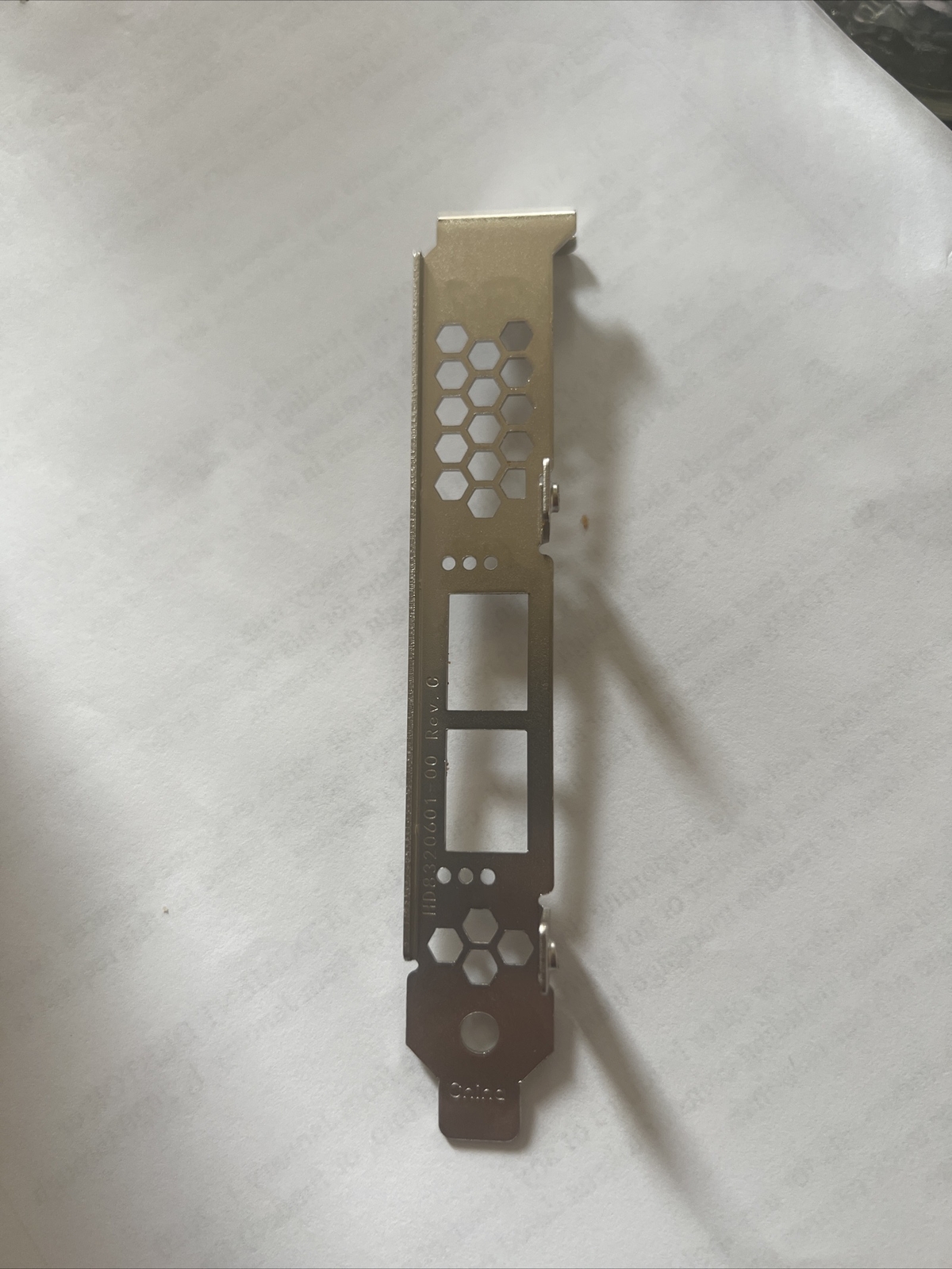 Full Height BRACKET for Qlogic PCIe x8 16G FC/10Gbe Bracket For Dual Port Adapt
