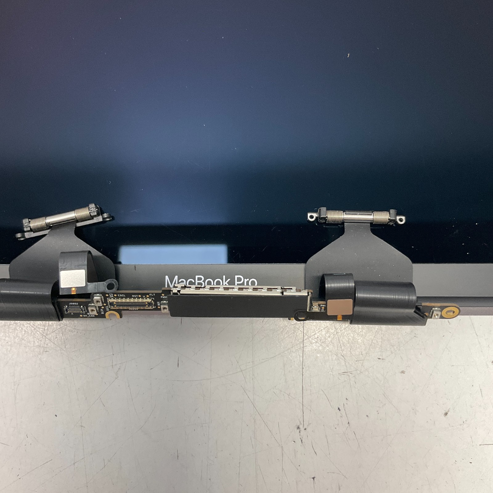 Apple MacBook Pro 13″ A2251 LCD Screen Assembly Space Gray OEM