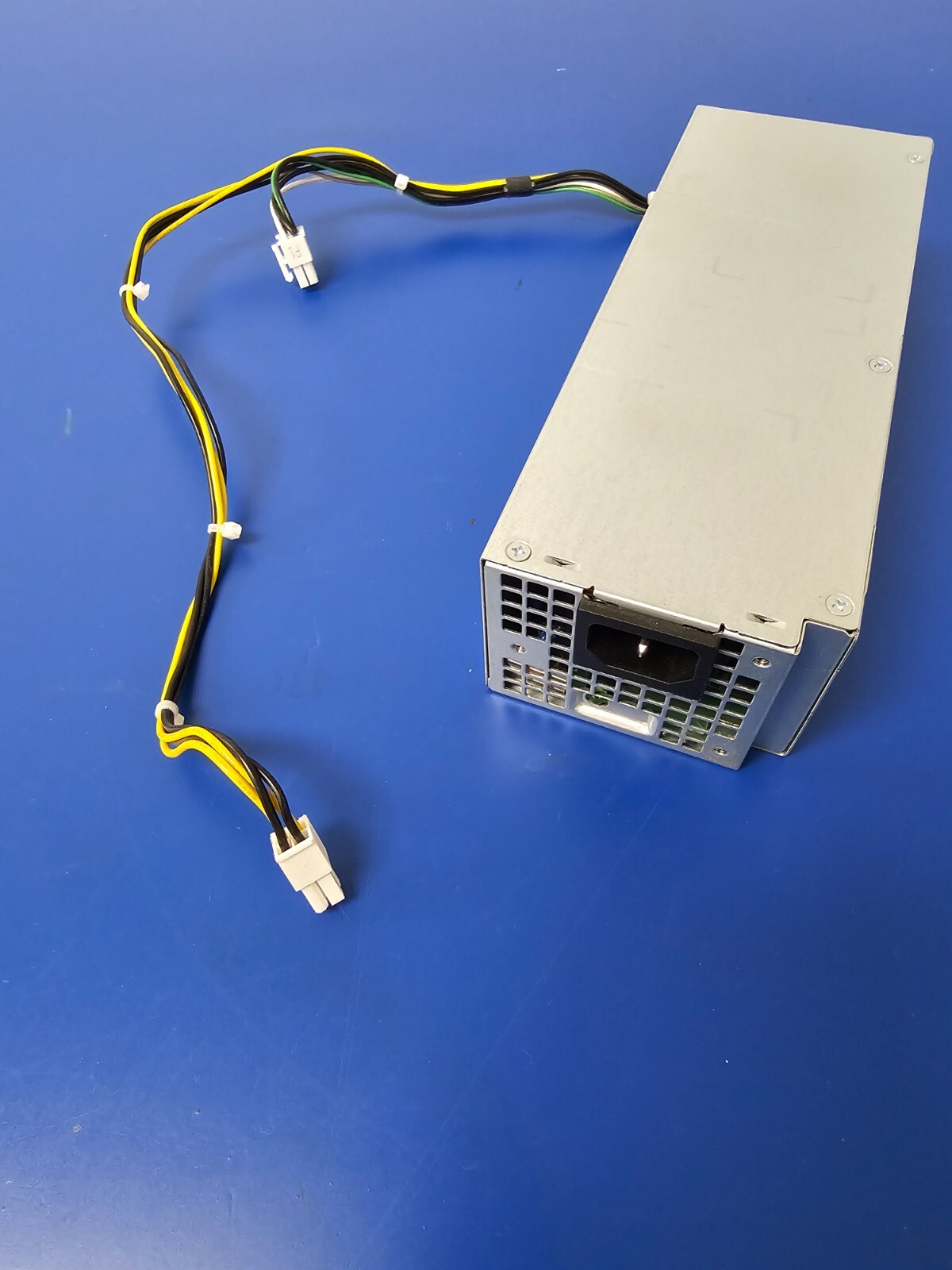 DELL POWER SUPPLY H180ES-00 PASS 180 WATTS (1) 6-pin, (1) 4-pin Connectors