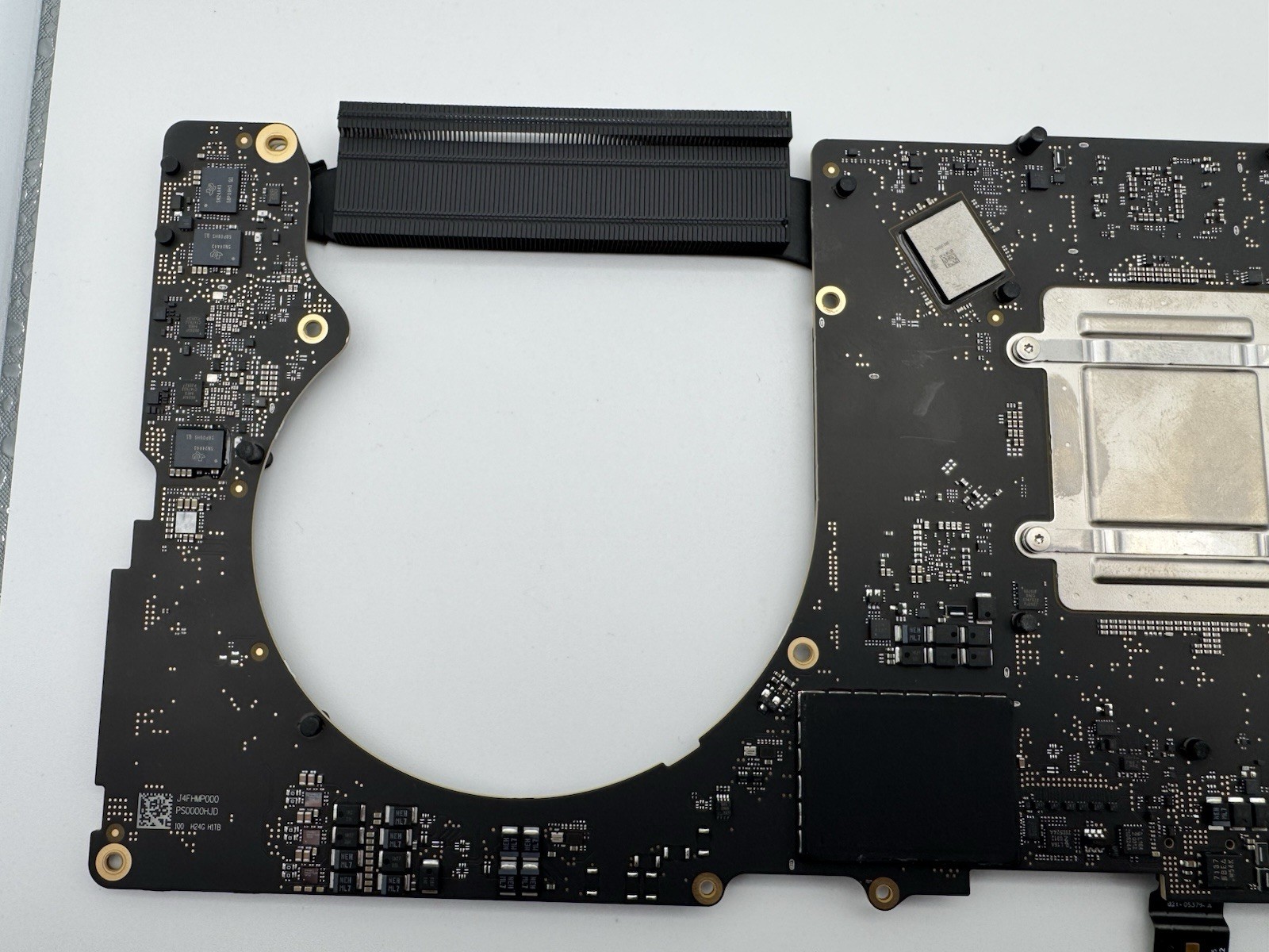 MACBOOK PRO A3403 M4 PRO LATE 2024 MOTHERBOARD *UNTESTED*