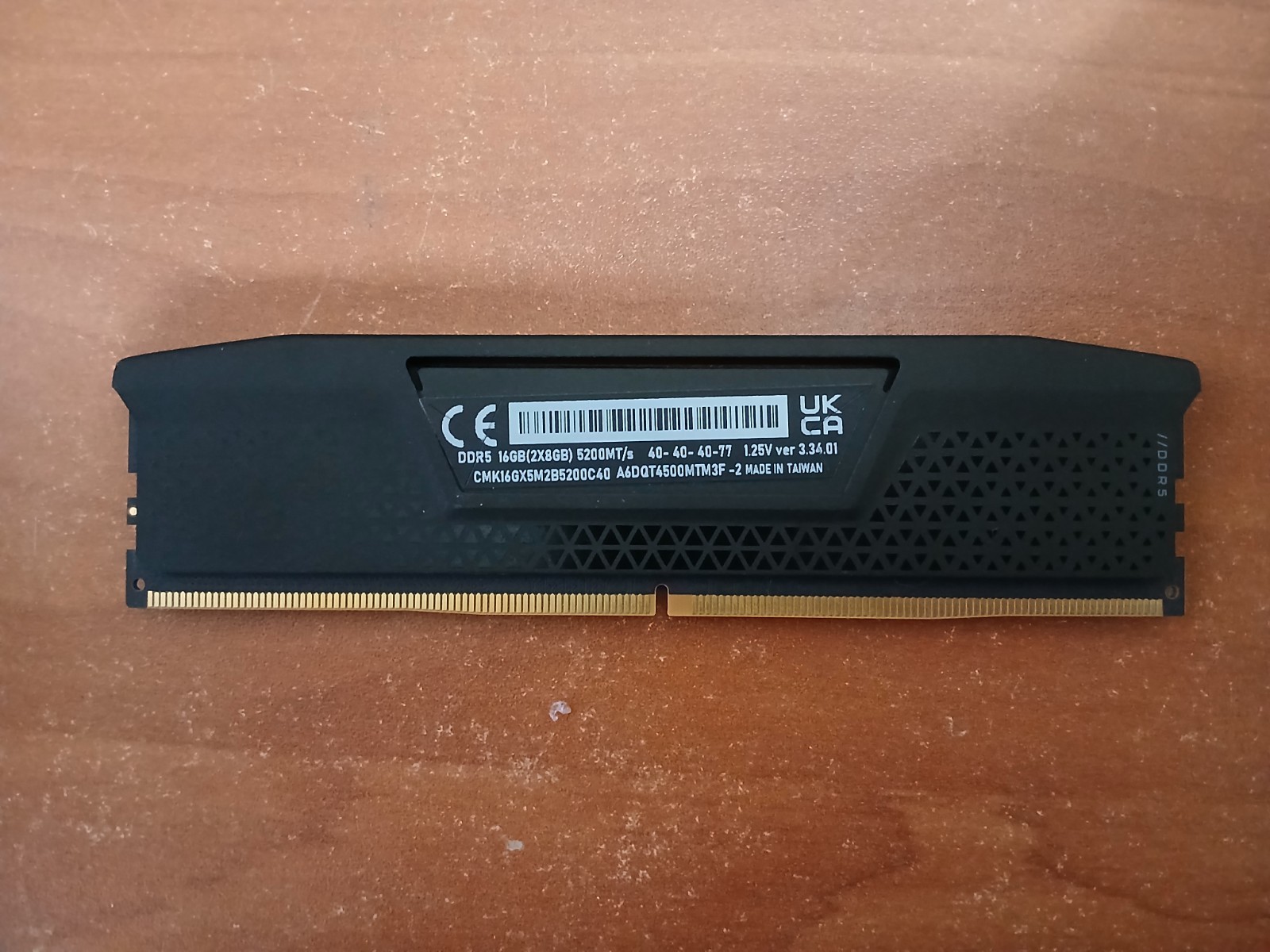 1x8GB Corsair Vengeance DDR5-5200 RAM Desktop CMK16GX5M2B5200C40