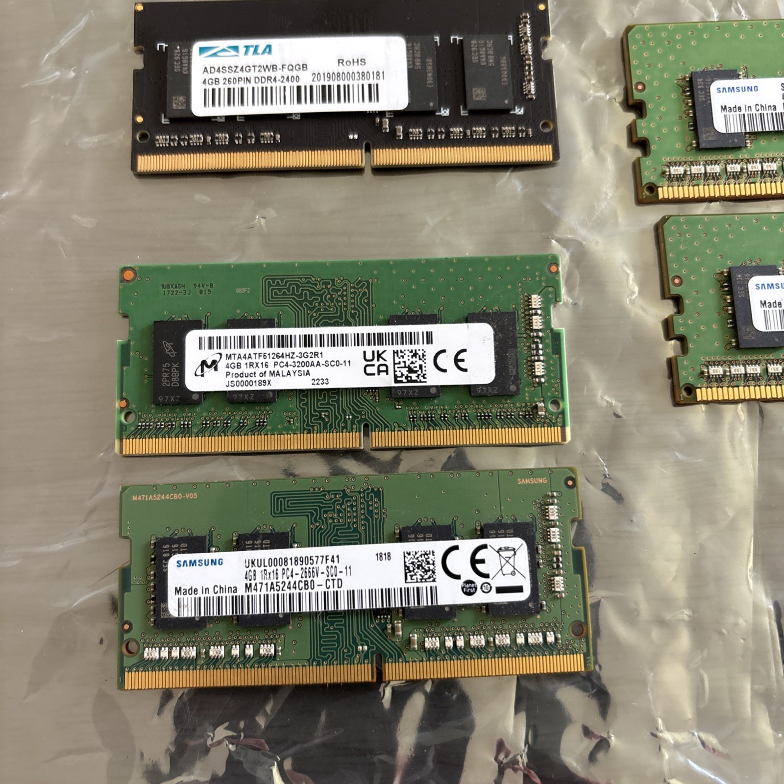 Memory Mixed PC4,Ddr4 Lot Of 5 Pieces Included