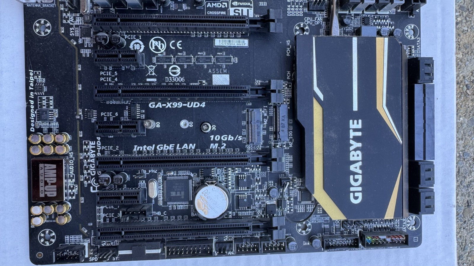 GIGABYTE GA-X99-UD4P LGA2011-3 MB & I/O Shield + i7-5960X