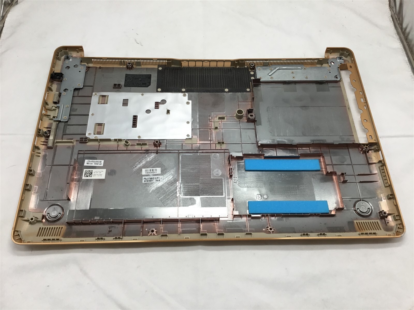 Dell Inspiron 17 3780 Bottom Case Cover XTTVK AP2EJ0002G0