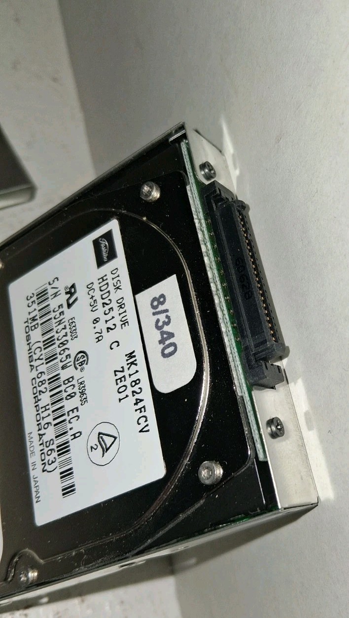 Toshiba MK1824FCV 351MB 2.5″ 44-Pin IDE Laptop Hard Drive + Caddy AS-IS