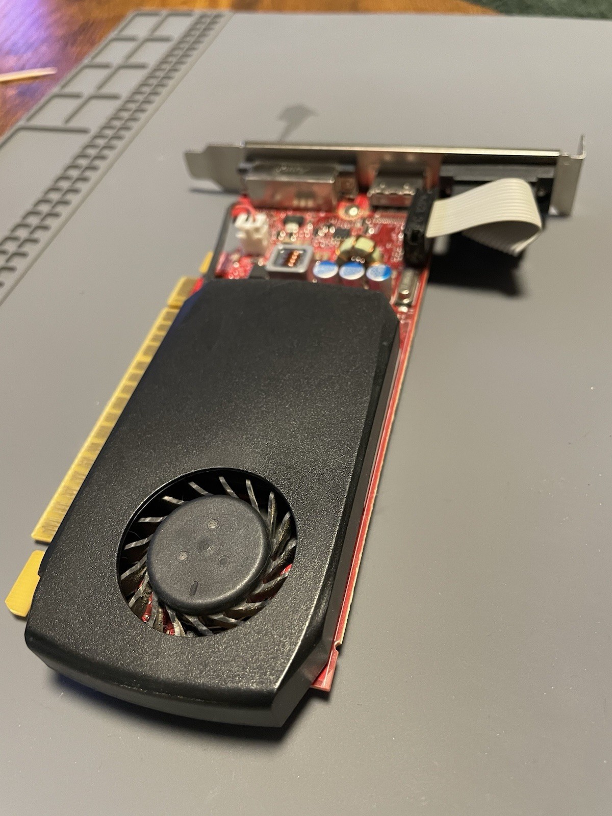 Dell- NVIDIA GeForce GT 635 1GB DDR3 Graphics Card VGA HDMI DVI PCI Express x16