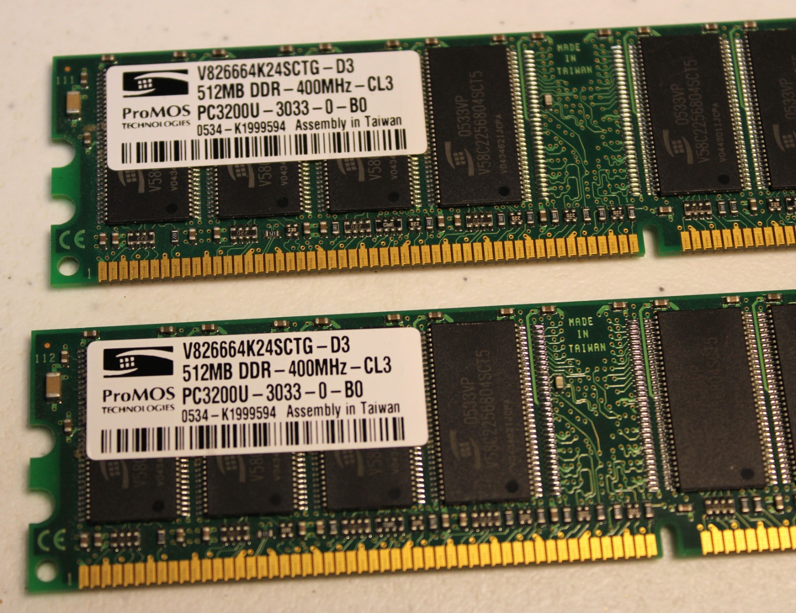 1GB 2x512MB PC3200 PROMOS DDR-400 Ram Memory V826664K24SATG-D3 DDR1 CL3 DIMM Kit