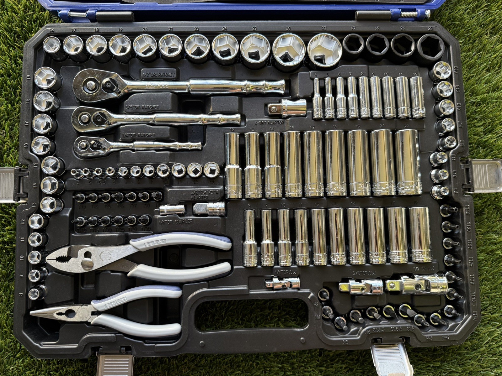 Blue Point Socket Set 151-piece 1/4”, 3/8”, 1/2”, BLPNSGS151