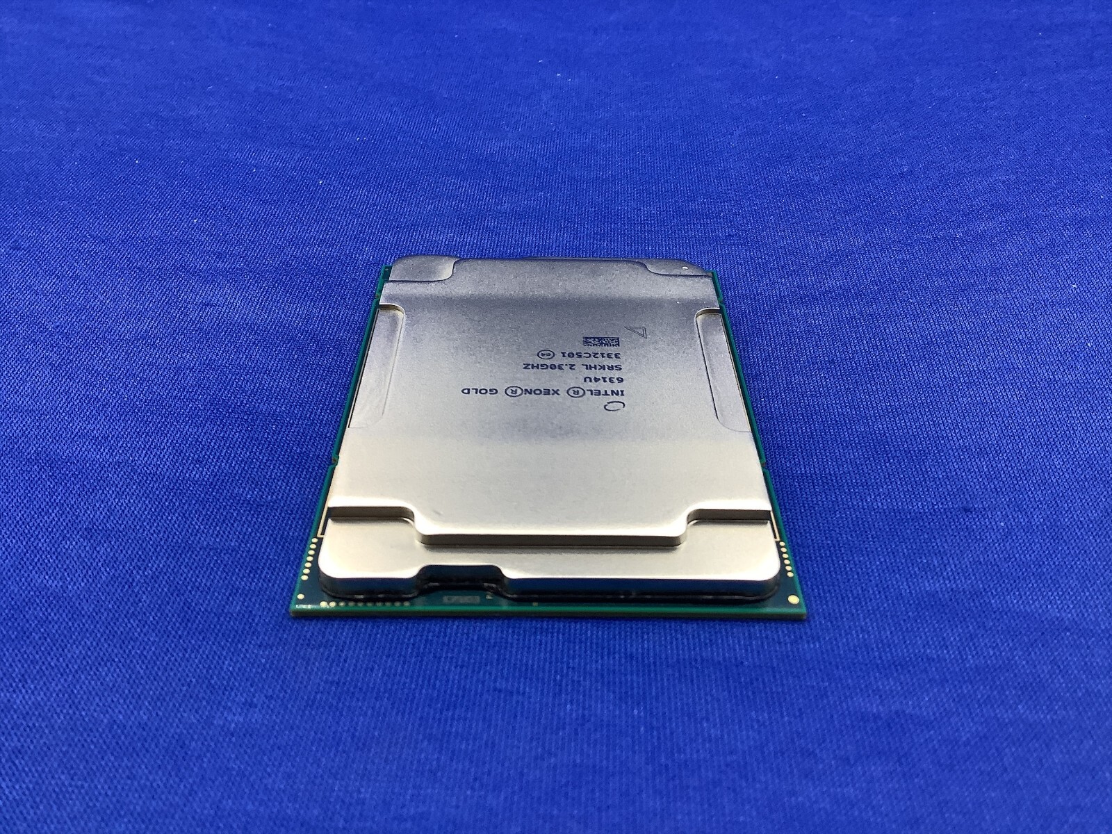 SR3GK Intel Xeon Silver 4114 13.75M Cache, 2.20 GHz Processor CD8067303561800