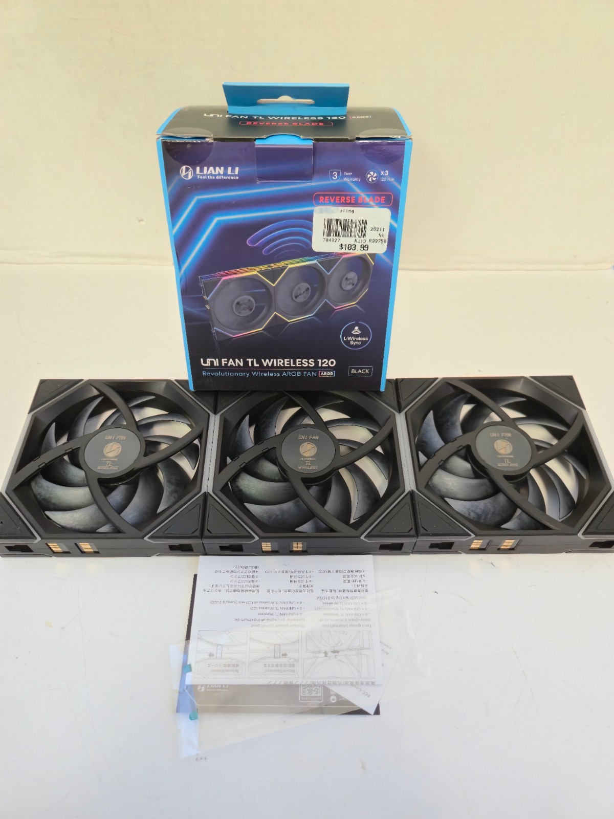 UNTESTED – FANS ONLY – Lian Li TL Wireless 120 Reverse Blade – Black – 3 Pack